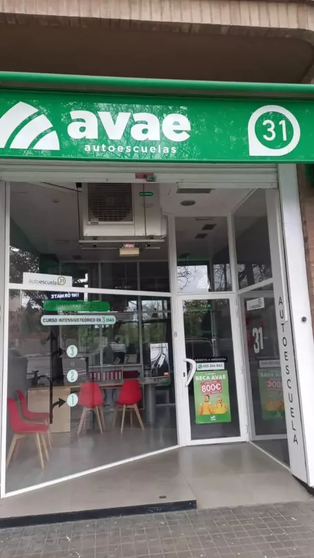 Autoescuela en Valencia - Fachada 1